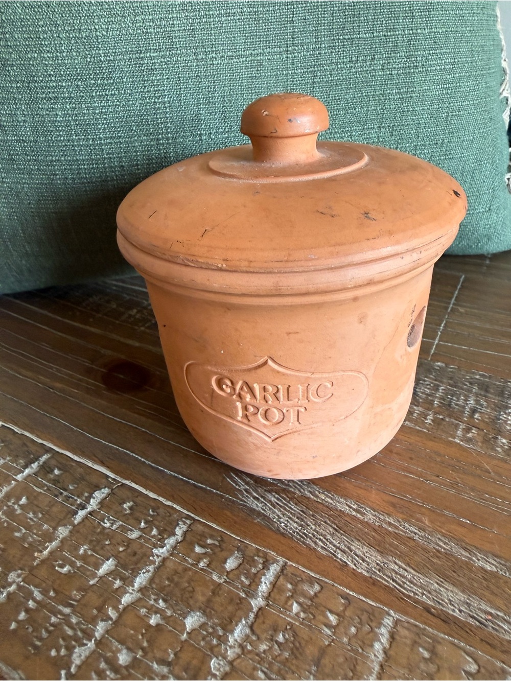 Terracotta Garlic Pot with Lid - Natural Orange
